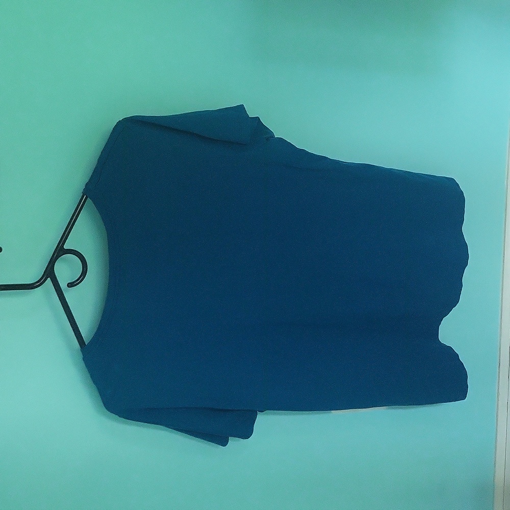 Lands' End women's perfect short sleeve t-shirt.  Blue,  large - Picture 4 of 5